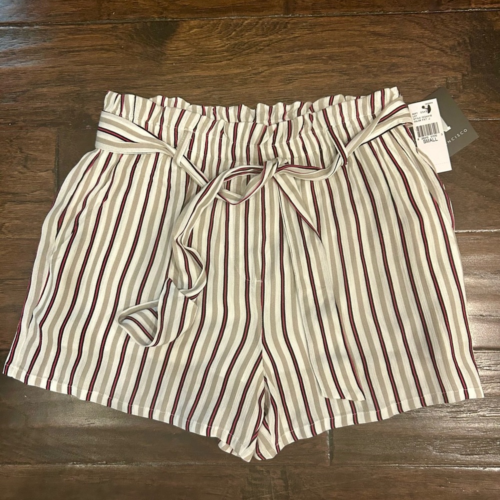 I.N. San Francisco High Waist White and Red Shorts
